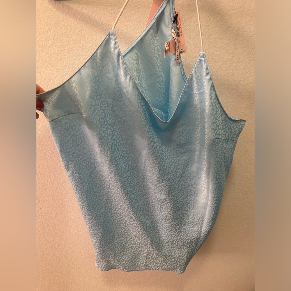 Victoria’s Secret Sleep tank Large